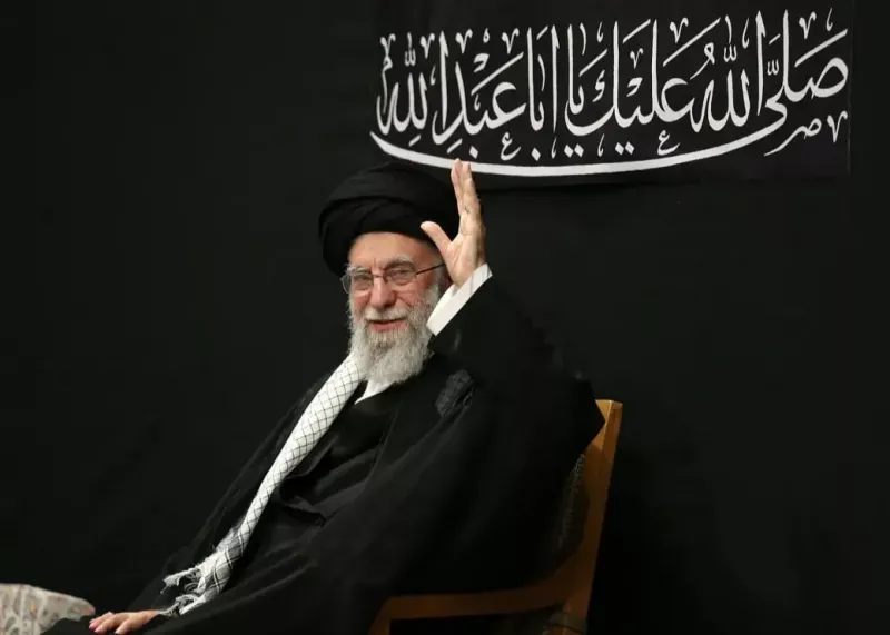 حضور رهبر انقلاب در مراسم عزاداری شب عاشورا